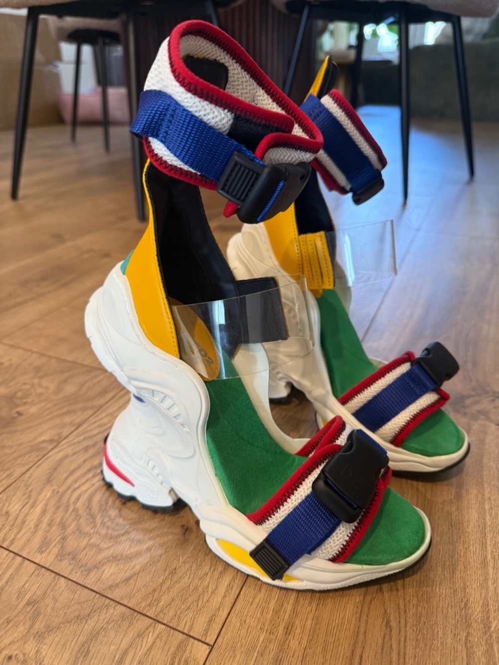 DSquared2 Spring Summer 2018/19 Runway “The Giant Heel Sneaker Sandal” - Picture 5 of 5